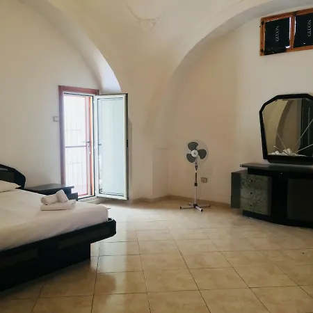Apartmán Ninety-eight Central House Manfredonia
