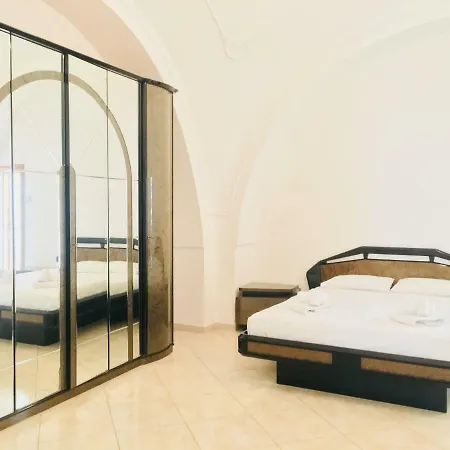 Apartmán Ninety-eight Central House Manfredonia