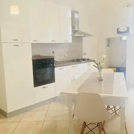 Apartmán Ninety-eight Central House