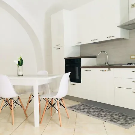 Ninety-eight Central House Manfredonia